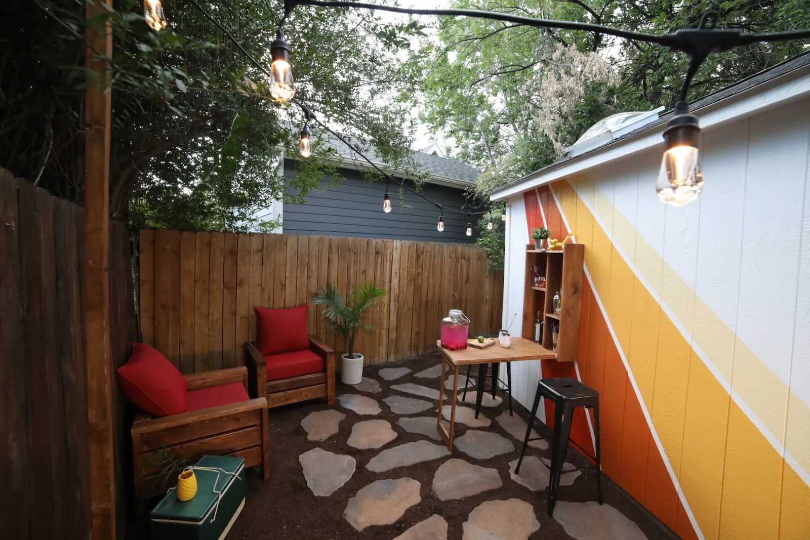 Premier Pro Tall Ranch painted building hideaway hangout