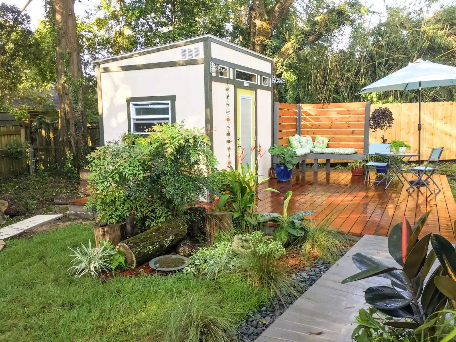 Premier Lean-To white she shed