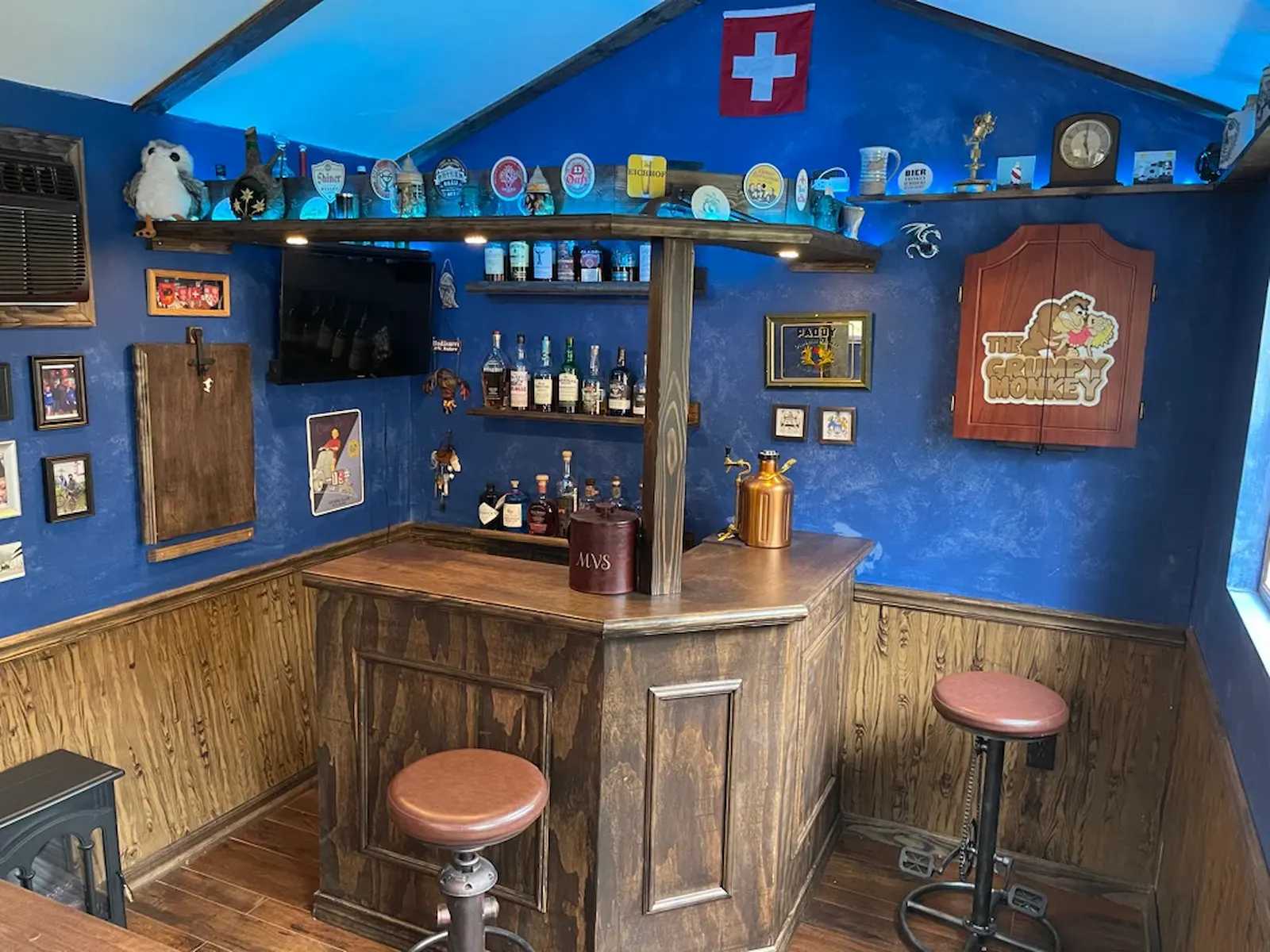 Interior of premier pro tall ranch pub shed