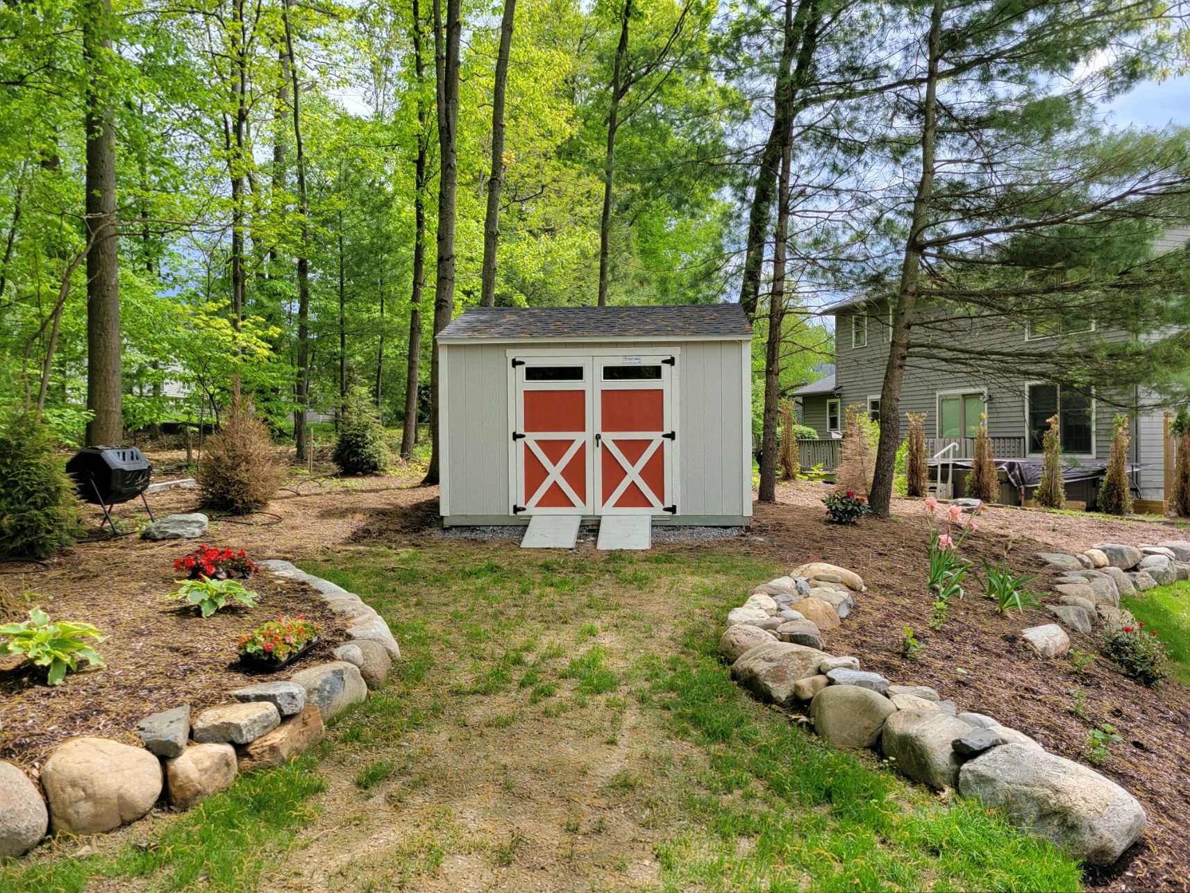 A premier ranch meant to store gardening and backyard tools.