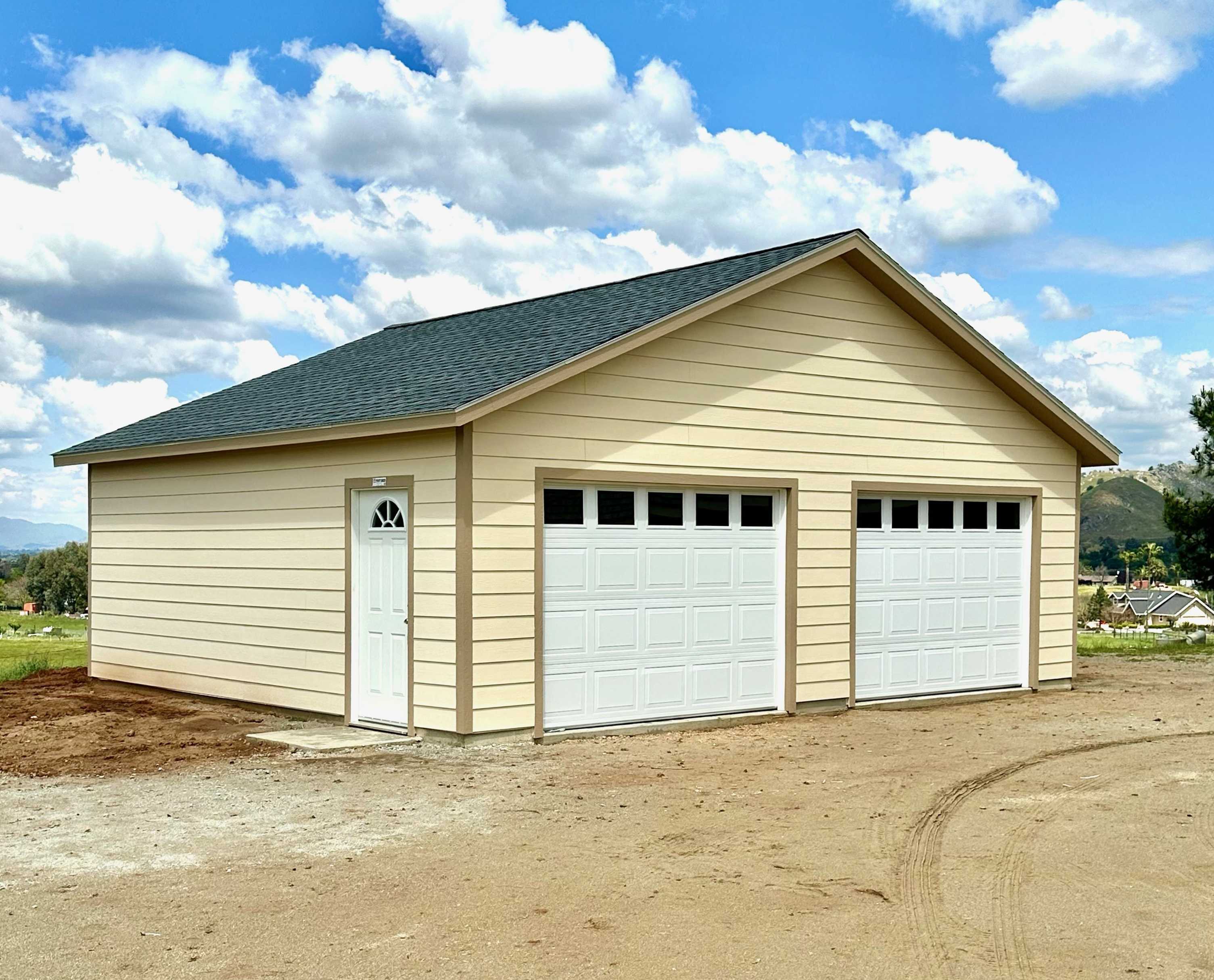 A premier pro ranch garage for car storage.