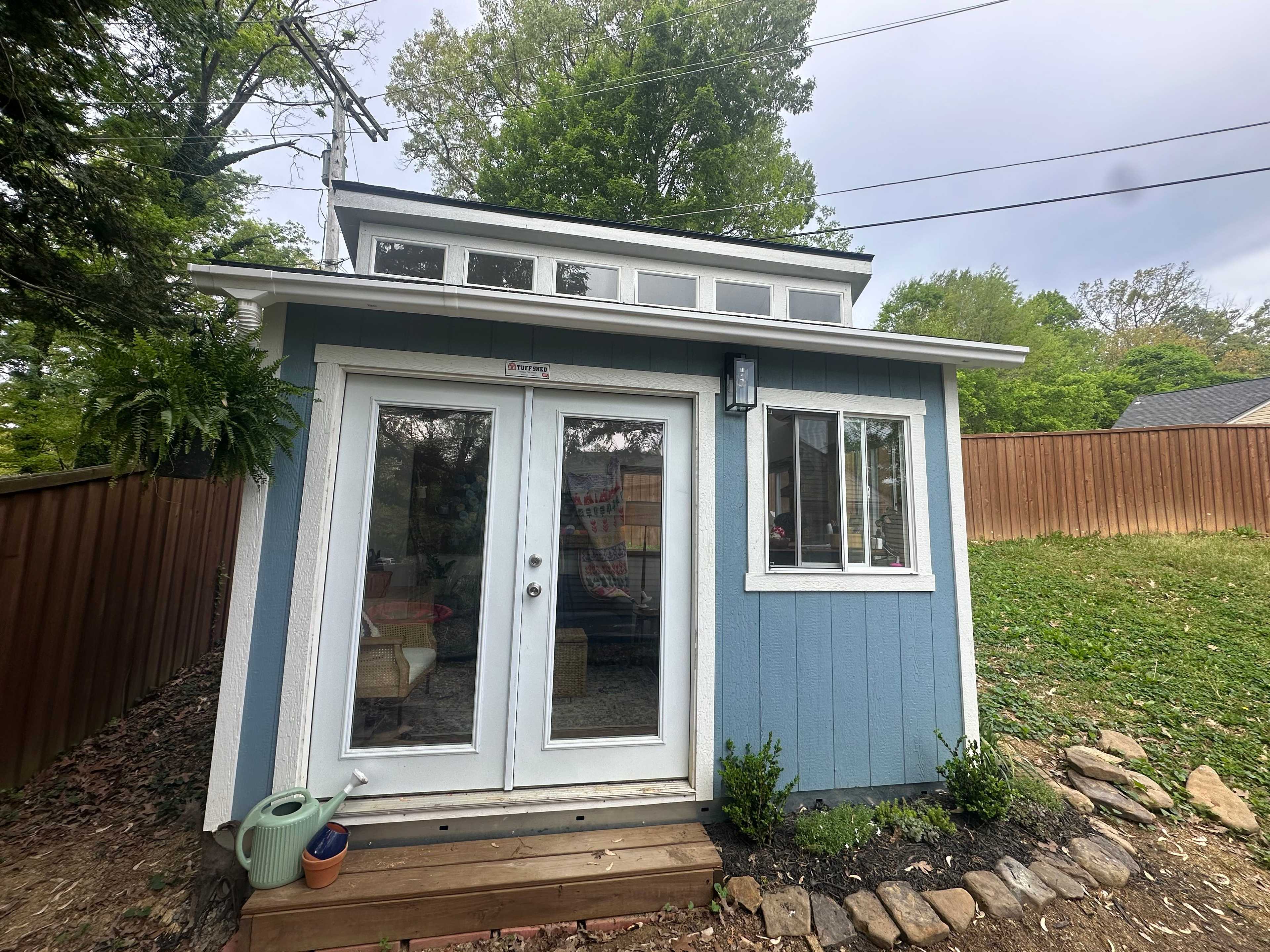 Blue exterior of Premier PRO Tall Ranch crochet studio