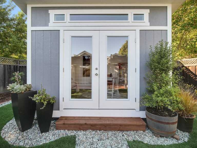 Exterior of Premier PRO Studio Home Office